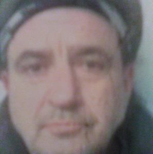 Meet your Posher, Dennis